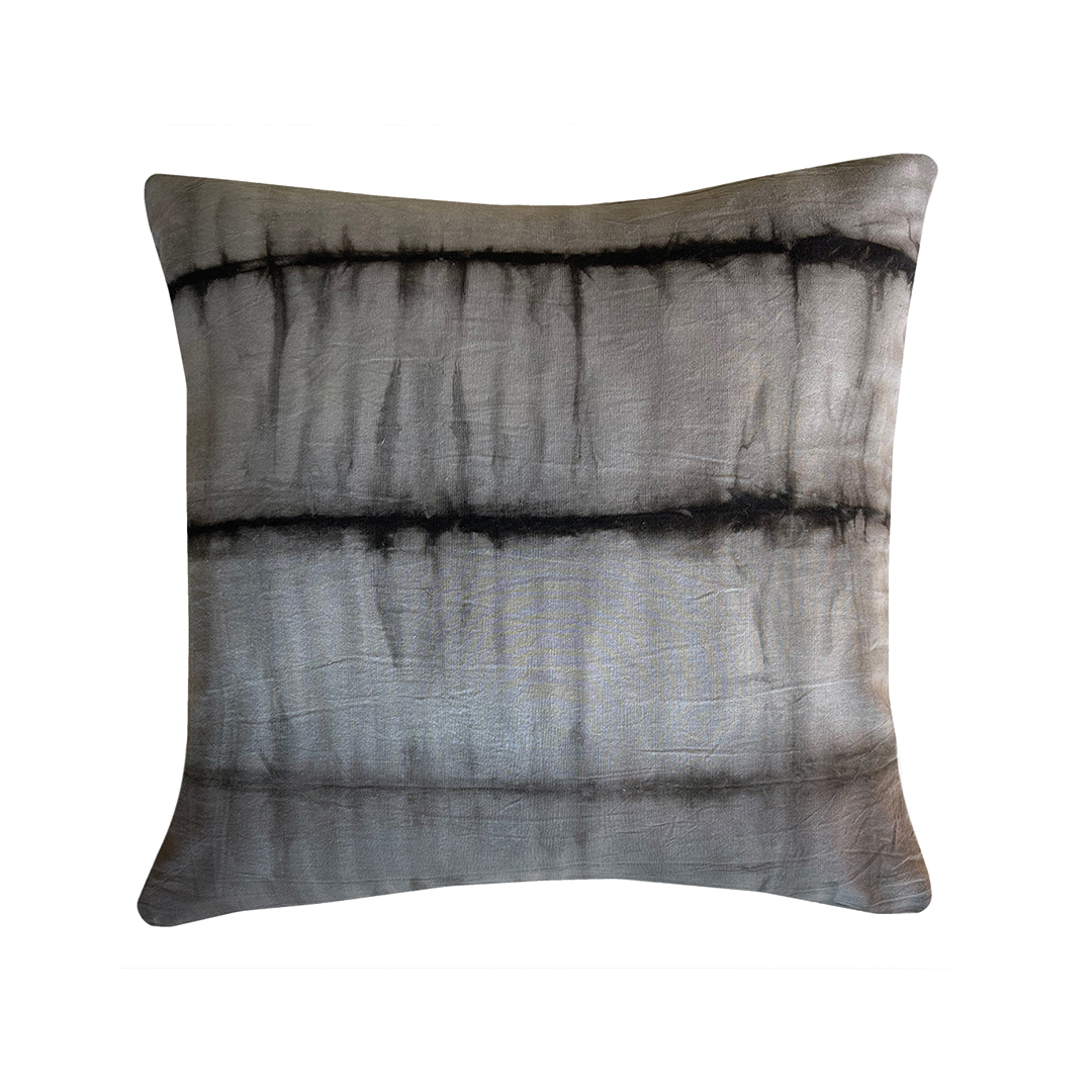 Cushion, pillow, kussen 100% cotton Batu 26 cypress 50x50 cm
