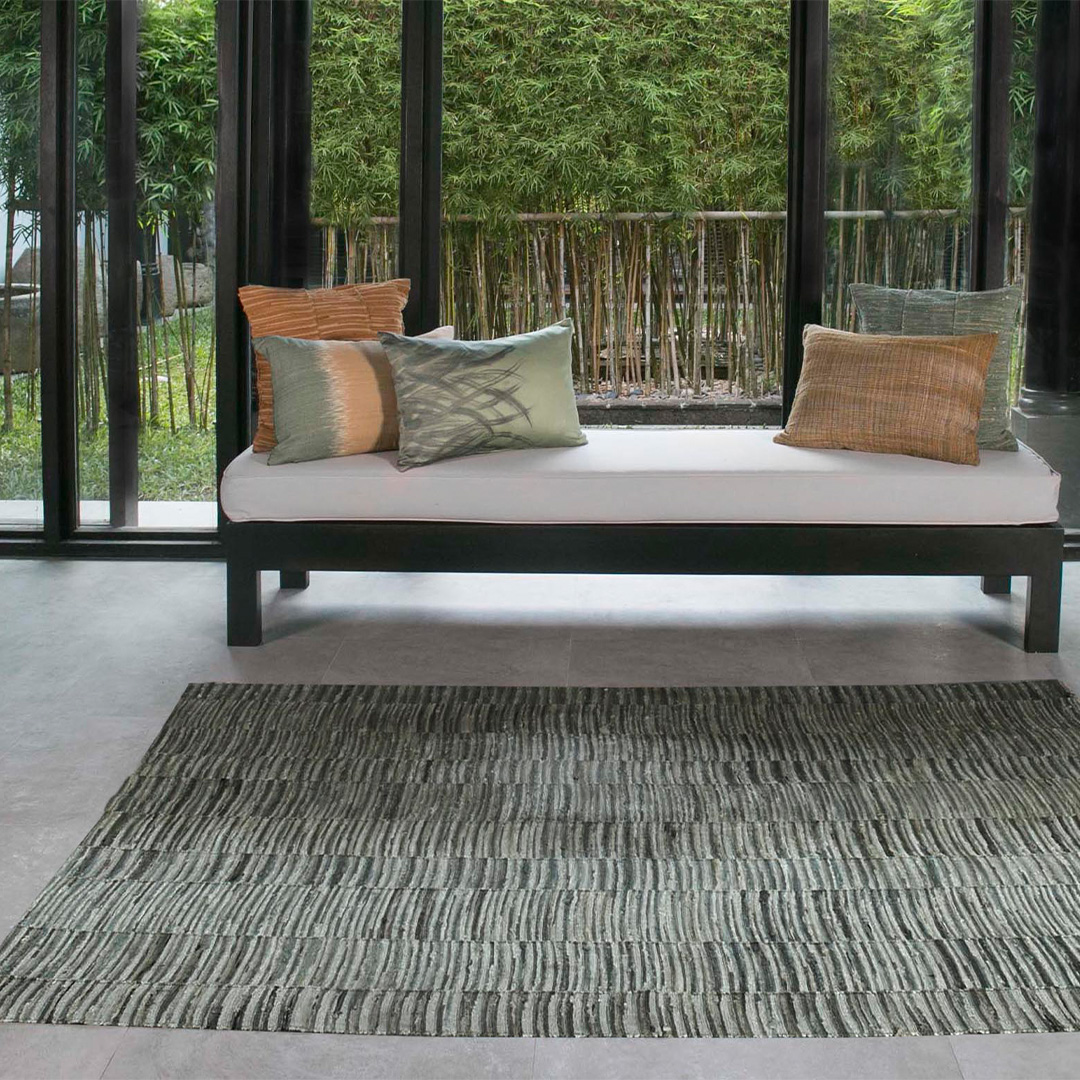 RUGS handloom